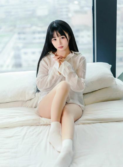 亚洲精品青青草原avav久久_高清电影完整版在线观看