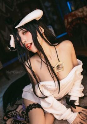 大胸美女挤奶_剧情片免费观看视频